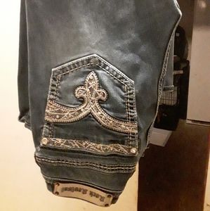 Rock revival jeans